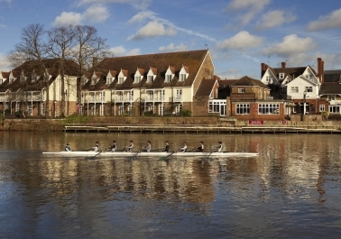 Step Back in Time: Exploring the 19th Century Elegance of Mercure Thames Lodge body thumb image